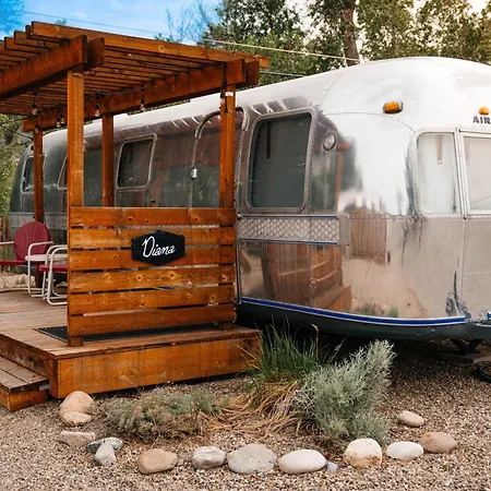 Amigo Motor Lodge-2