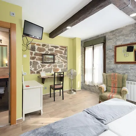 Cimavilla Rooms-3