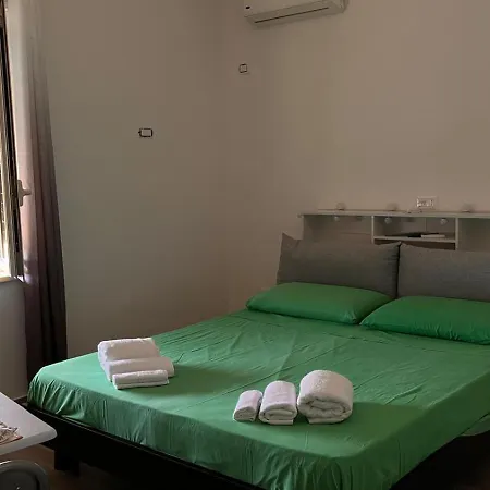 White Room-3