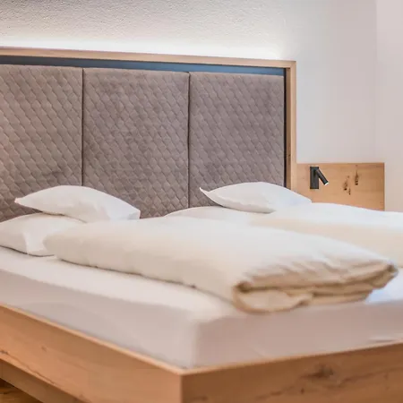 Hotel Sterzinger Moos-3