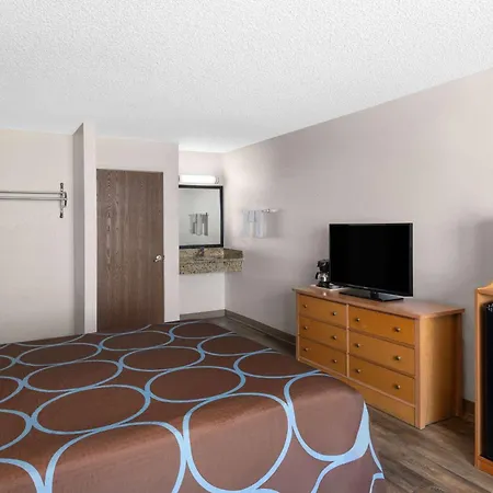 Super 8 By Wyndham Susanville-3