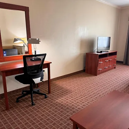 Ramada By Wyndham College Station-3