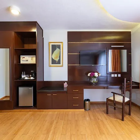 The Monarch Hotel-3