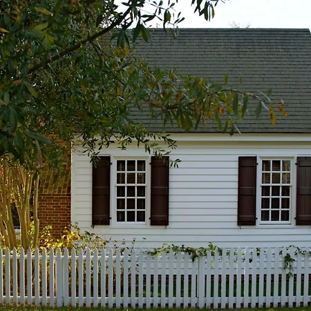 Colonial Houses, An Official Colonial Williamsburg Hotel-2