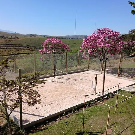 Pousada e Espaço Flor da Serra-2