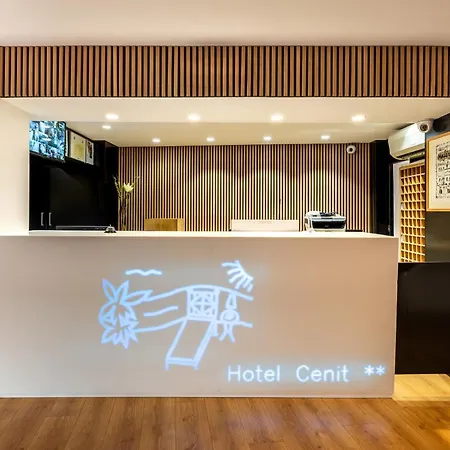 Hotel Cenit&Apts. Sol y Viento-3