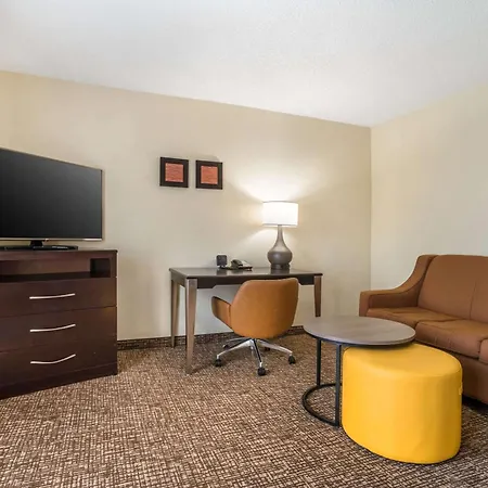 Comfort Inn & Suites Lake Norman-3