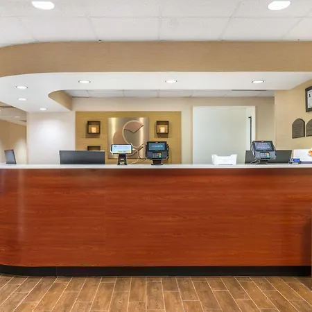Comfort Inn & Suites Lake Norman-2