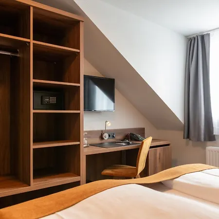 Art Hotel Aachen-3