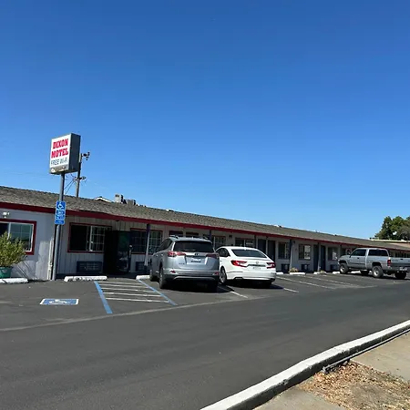 Dixon Motel-2