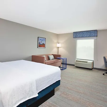 Hampton Inn Clinton-3