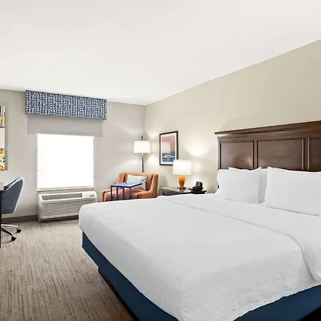 Hampton Inn Blytheville-3