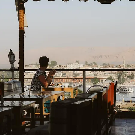Nefertiti Hotel Luxor-2