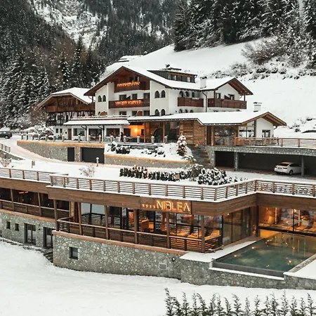 Hotel Niblea Dolomites-3