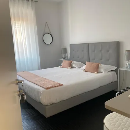 Loraia Design Rooms-3