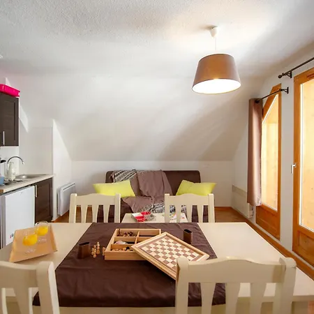 Résidence Goélia Les Chalets de Super-Besse-3