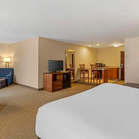 Comfort Inn & Suites Gillette Near Campbell Medical Center-3
