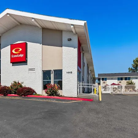 Econo Lodge-2