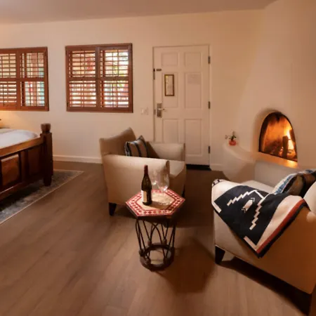 Pinon Court By La Fonda-2