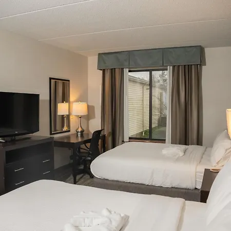 Wyndham Garden Erie-2