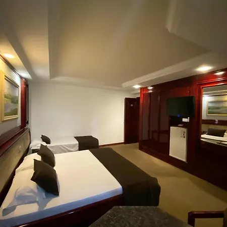 Maxim Plaza Hotel-2