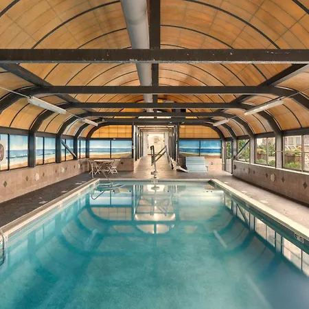 Club Wyndham Newport Onshore-3