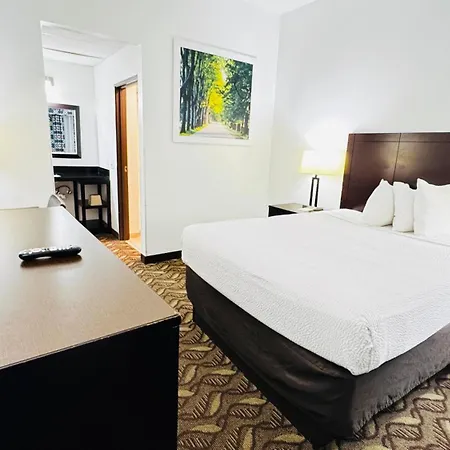 Days Inn By Wyndham North Platte-3