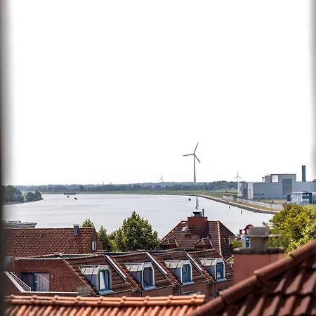 Atlantic Hotel Vegesack-3