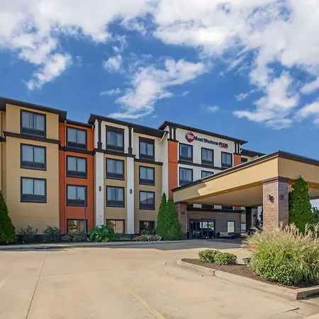Best Western Plus Tupelo Inn & Suites-3