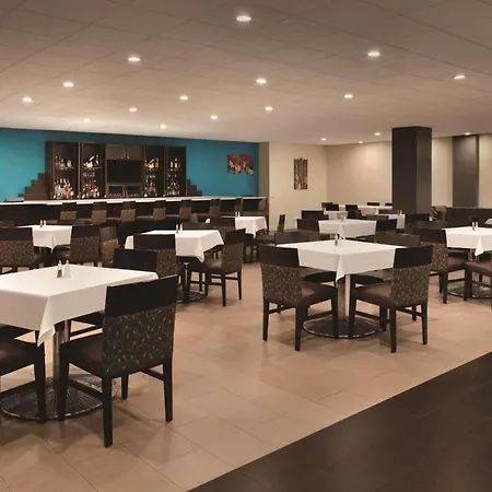Radisson Hotel Charlotte Airport-3