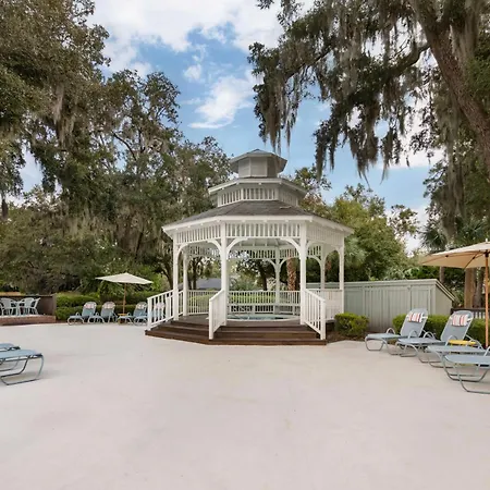 Best Western Plus St. Simons-3