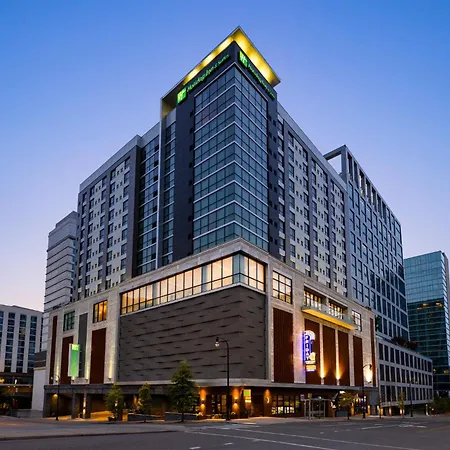 Holiday Inn & Suites Nashville Downtown - Broadway By Ihg-3