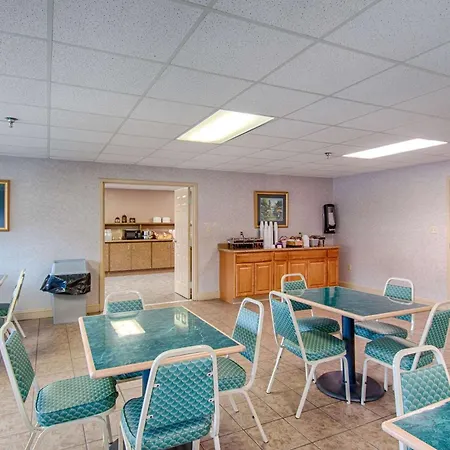 Park Tower Inn-2