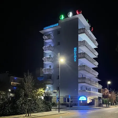 Aparthotel Holiday-2