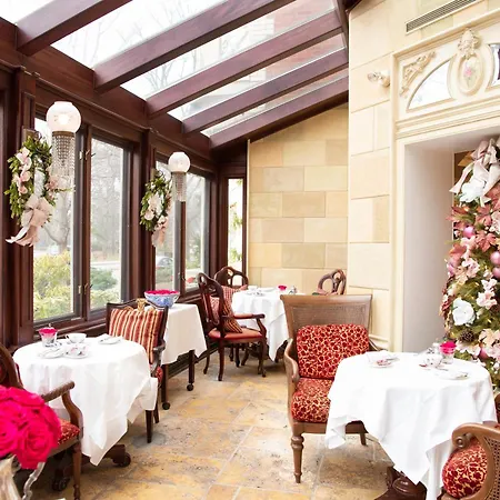 Prince Of Wales-3