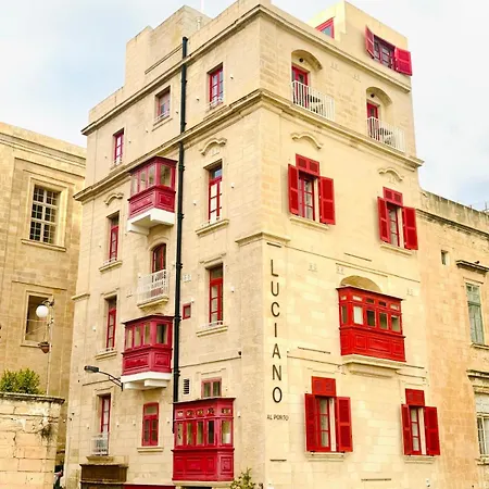 Luciano Al Porto Boutique-2