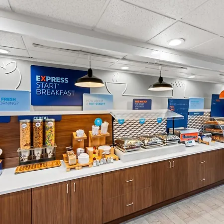 Holiday Inn Express Saint Simons Island By Ihg-3