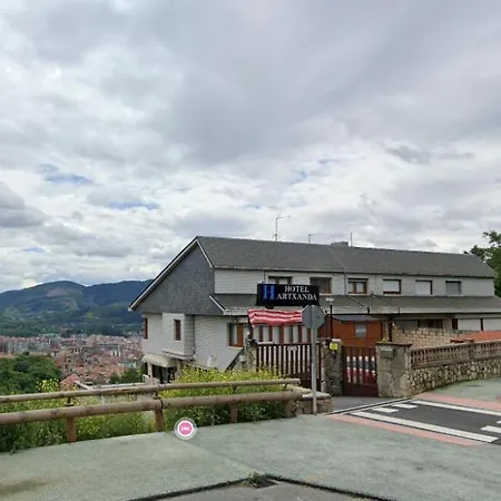 Hotel Artxanda Bilbao, Parking Gratuito En El Exterior Junto Al Hotel (Adults Only)-2