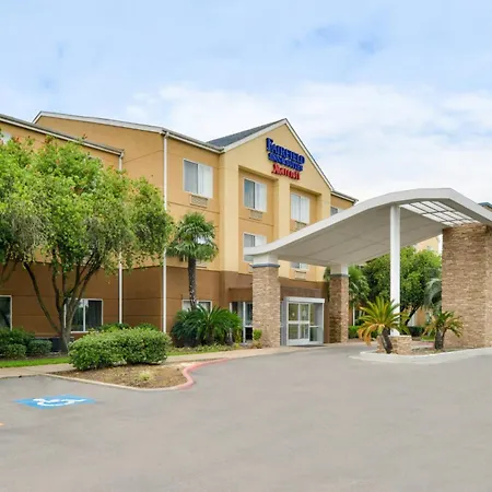 Fairfield Inn & Suites Beaumont-3