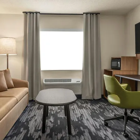 Fairfield Inn & Suites Findlay-2