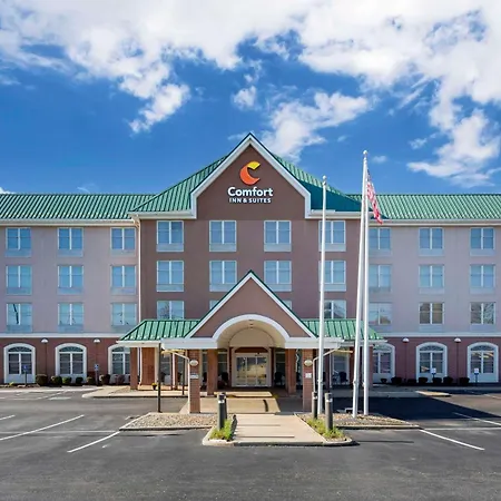 Comfort Inn & Suites Cuyahoga Falls - Akron-3