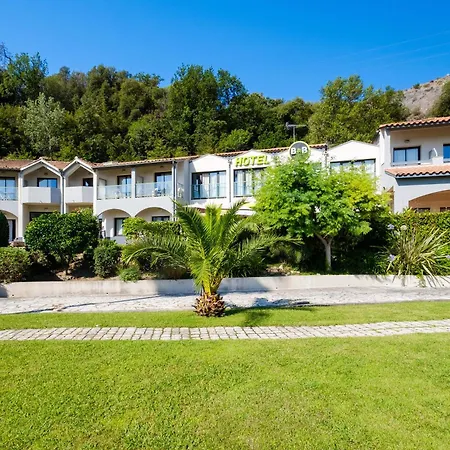 B&B HOTEL Villeneuve Loubet Village-2