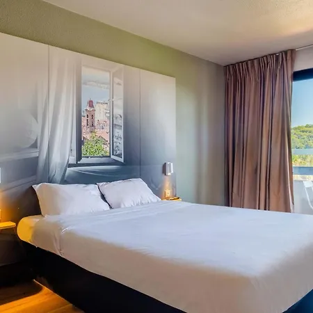 B&B HOTEL Villeneuve Loubet Village-3