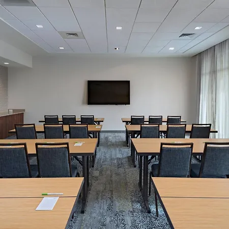 Courtyard By Marriott Jackson Madison-2