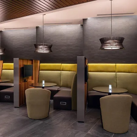 Courtyard By Marriott Petaluma Sonoma County-3