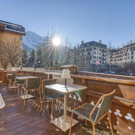 Les Gourmets - Chalet Hotel-3