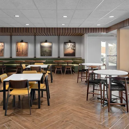 Fairfield Inn & Suites By Marriott Lake Geneva-3