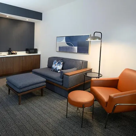 Courtyard By Marriott Charlotte Waverly-2