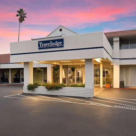 Travelodge By Wyndham Monterey Bay-3