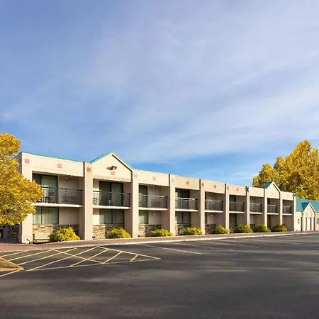 Ramada By Wyndham Parsippany-2